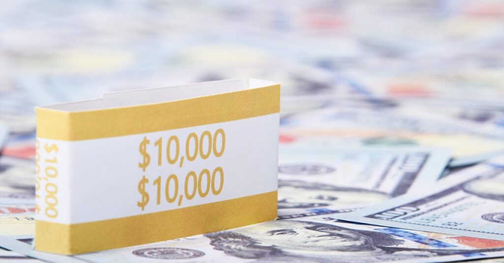 龍神のエネルギーが金運や豊かさの流れを司る様子。光と水が循環し、龍が天と地を結ぶ幻想的な光景