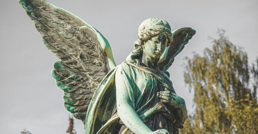 守護霊から潜在意識へ届くスピリチュアルなメッセージと光のつながりを象徴する幻想的なイメージ画像