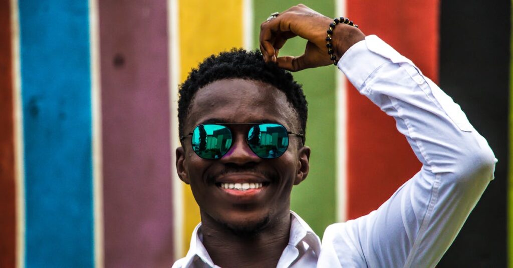 龍神ブレスレットの神秘的な輝き。手首に宿るエネルギーを感じるようなビジュアル。