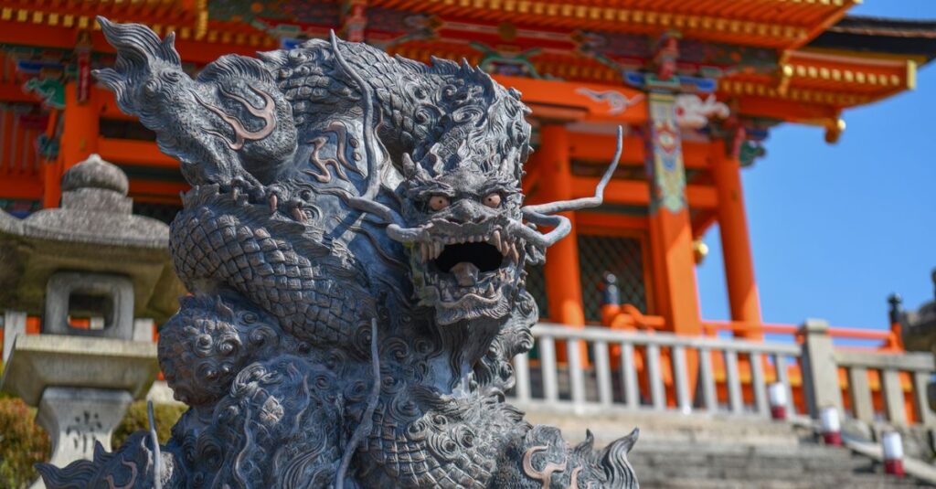 夢や直感の中で龍神の名前のサインを受け取る幻想的なスピリチュアルシーン