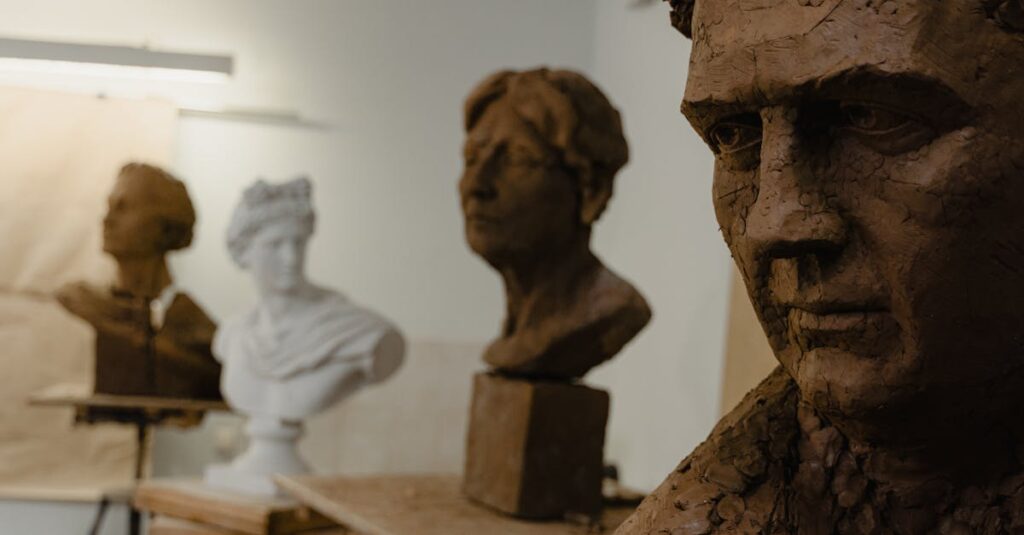 手作りの龍神像が光の氣を放ち、制作者の前で神秘的に輝くスピリチュアルな雰囲気のイメージ。