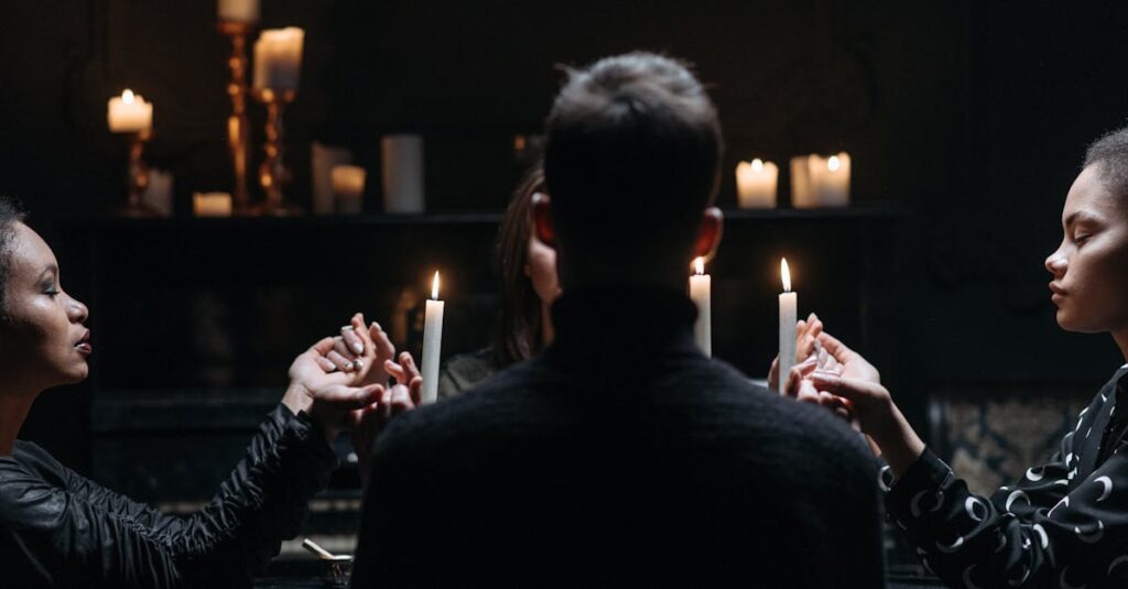 瞑想中に龍神の光と波動を感じながら言霊で交流する神秘的な場面