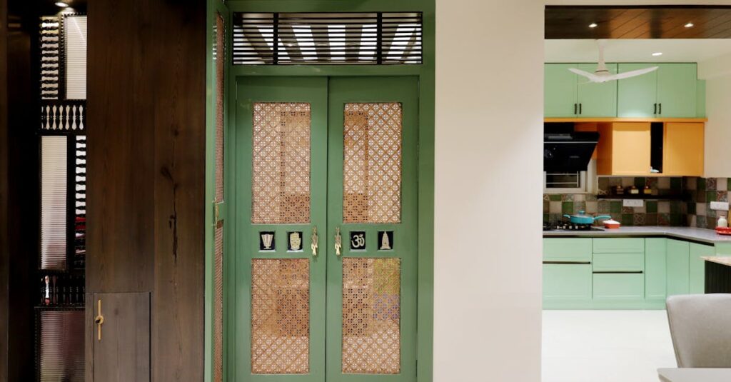 龍神のエネルギーが流れる明るく静かなインテリア空間を描いたスピリチュアルアート